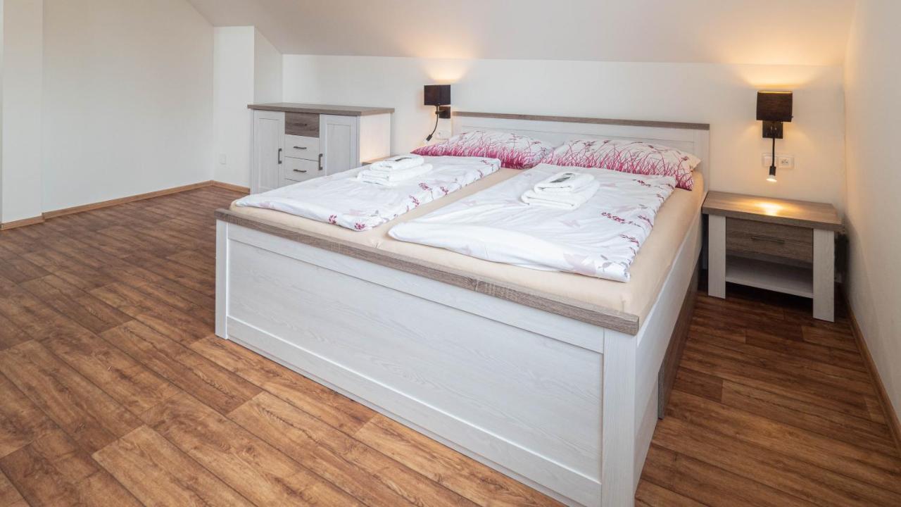 Apartmány Habánská, celý dům Pouzdrany Exterior foto